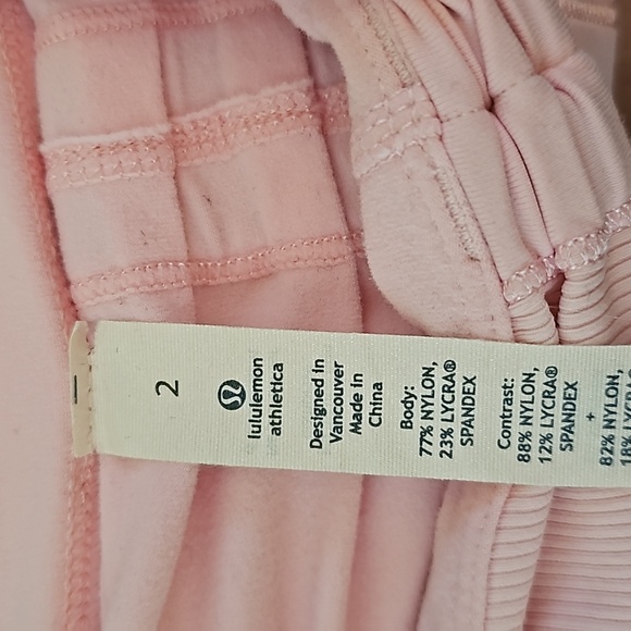 311. Lululemon Stay on Course Pullover - Picture 10 of 11